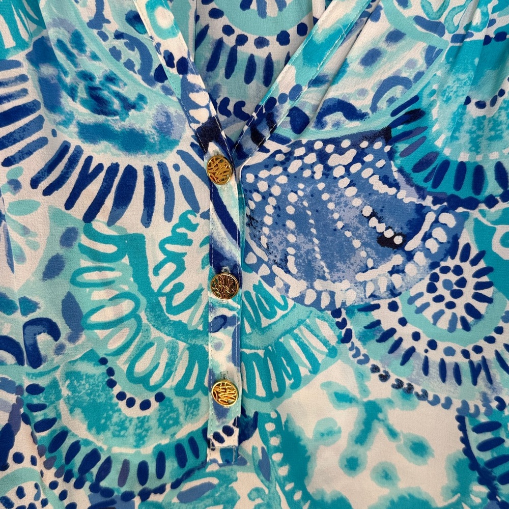 Lily Pulitzer Elsa Silk Top Blue Shell Print Gold Buttons Blouse Long Sleeve - Picture 5 of 8